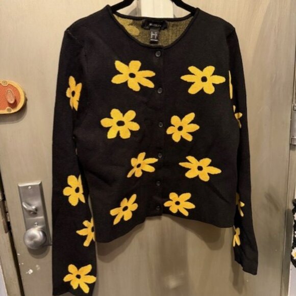 Retro Daisy Print Button front Cardigan Sweater - Picture 11 of 16